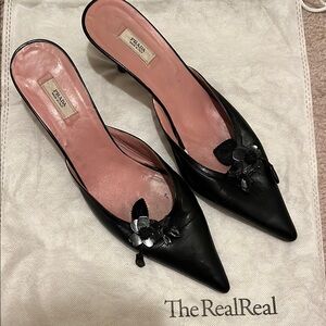 *Vintage* Prada Women's Black Pointed-Toe Kitten Heels